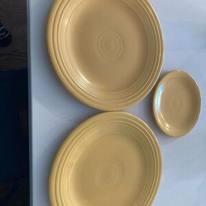 Yellow Dinner Plate Set